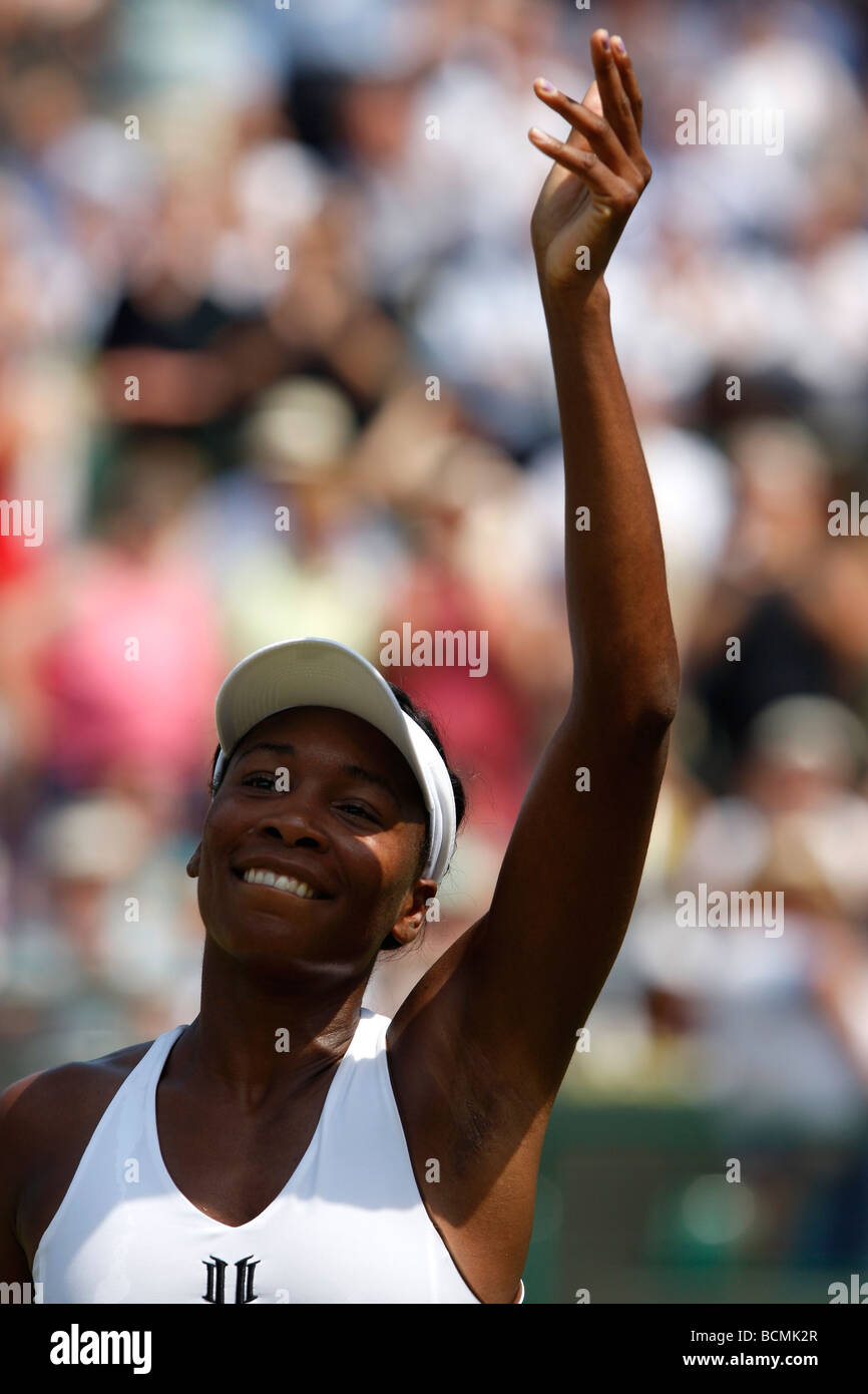 Wimbledon Championships 2009, Venus  Williams USA  waving Stock Photo