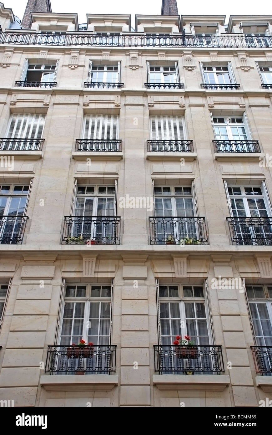 Paris apartments and balconies Stock Photo Alamy