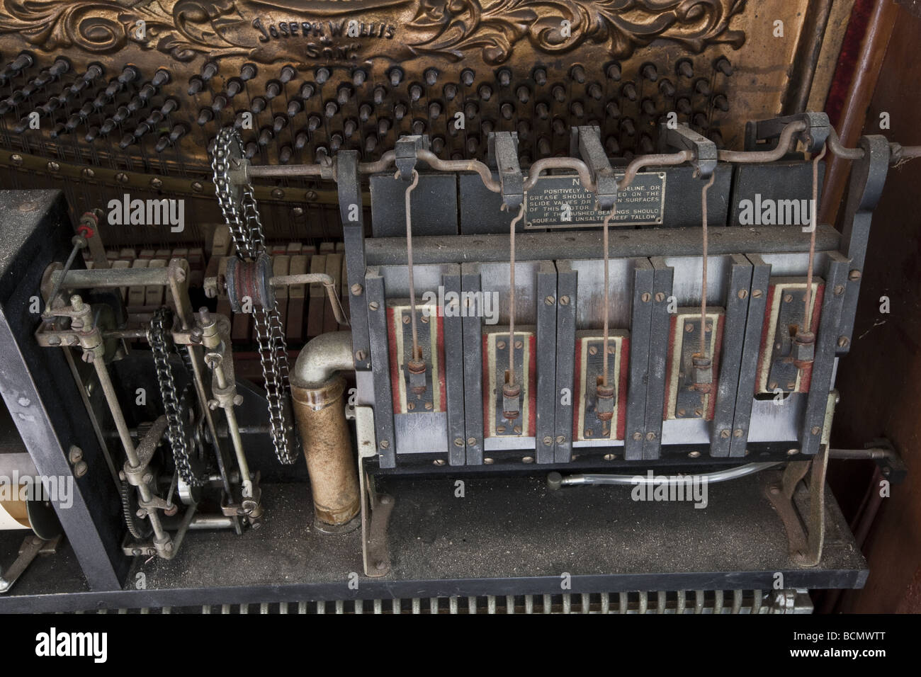 Pianola hi-res stock photography and images - Alamy