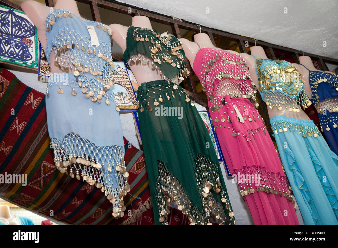 Tunisia Dress Etiquette