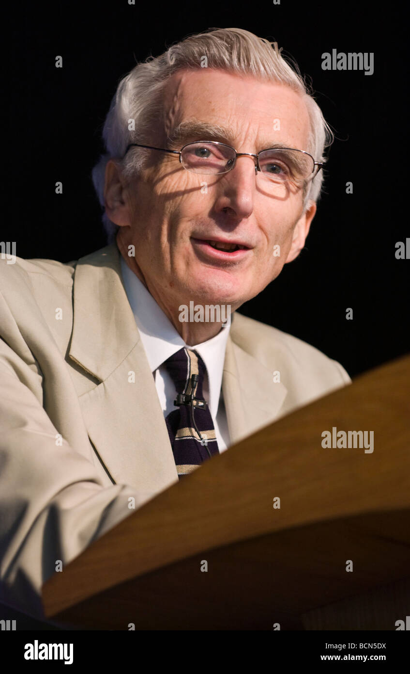 Astronomer Royal Martin Rees Baron Rees of Ludlow giving a lecture on The World in 2050 at Hay Festival 2009 Stock Photo