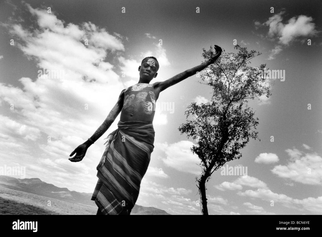 Ethiopia lower omo tribe Black and White Stock Photos & Images - Alamy