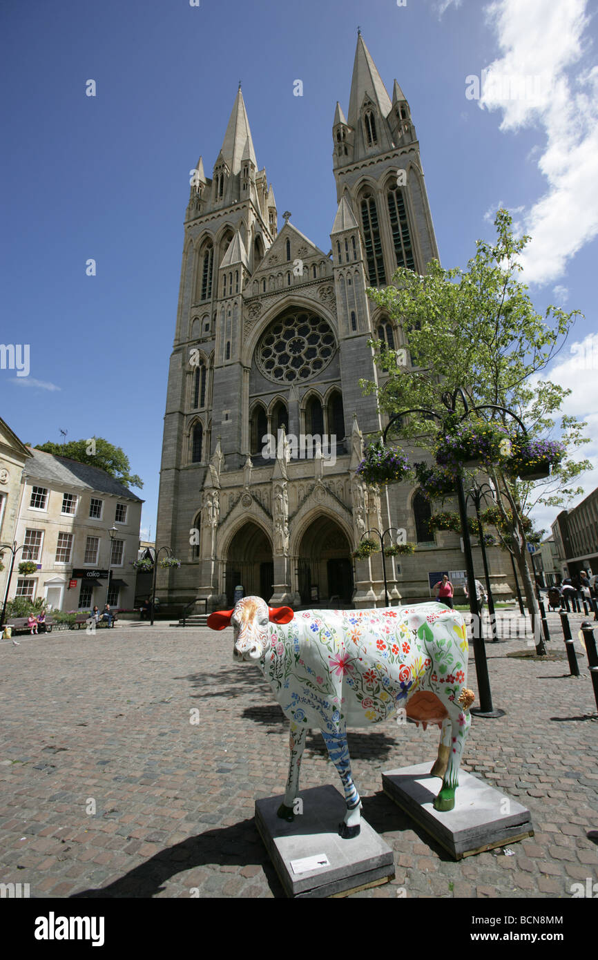 City of Truro, England. Part of the Jack’s Cows public art project in Cornwall is the Andrew Wilson decorated Lady Flora. Stock Photo