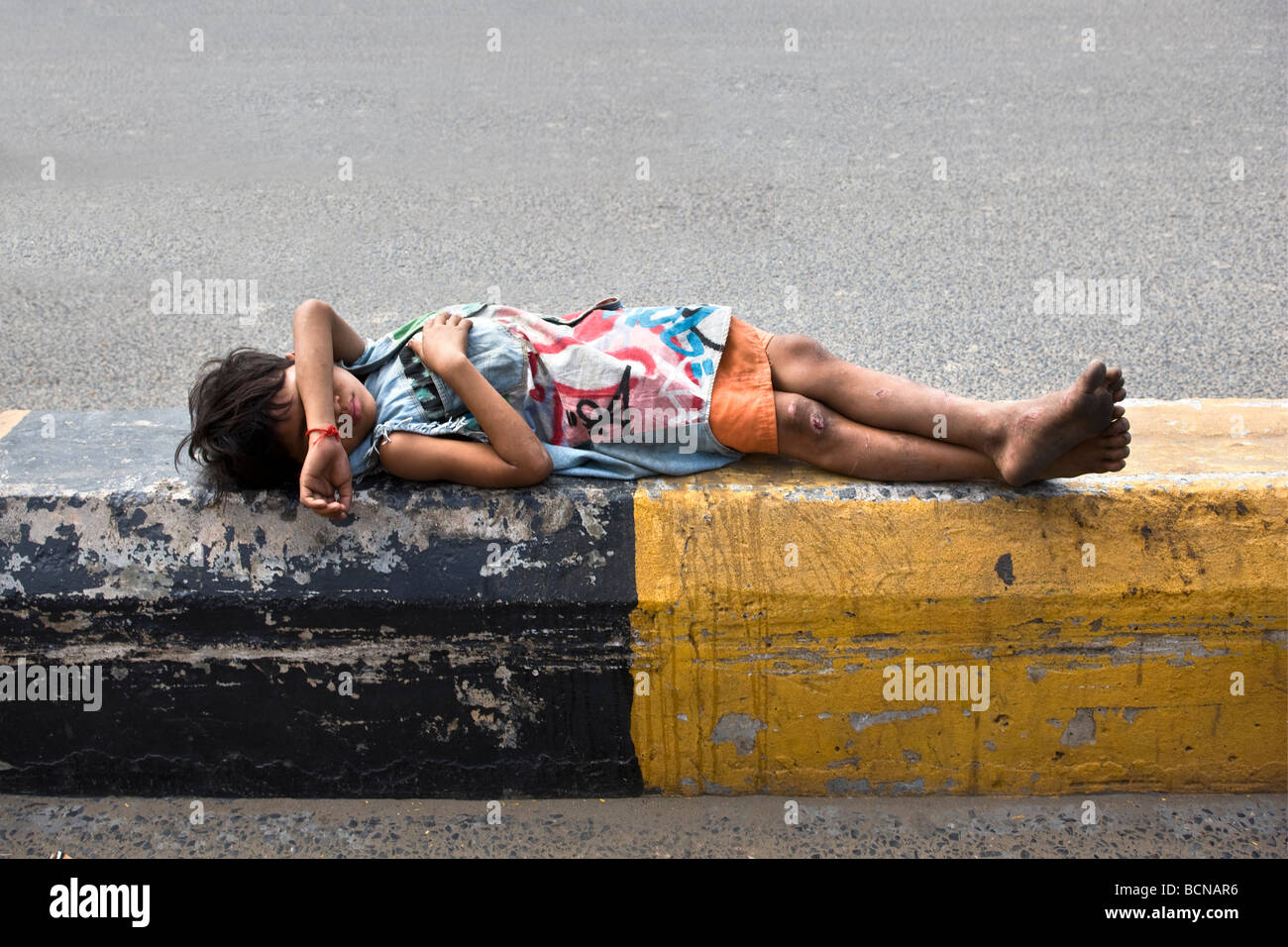 Street Child Phnom Penh Cambodia Stock Photo - Alamy