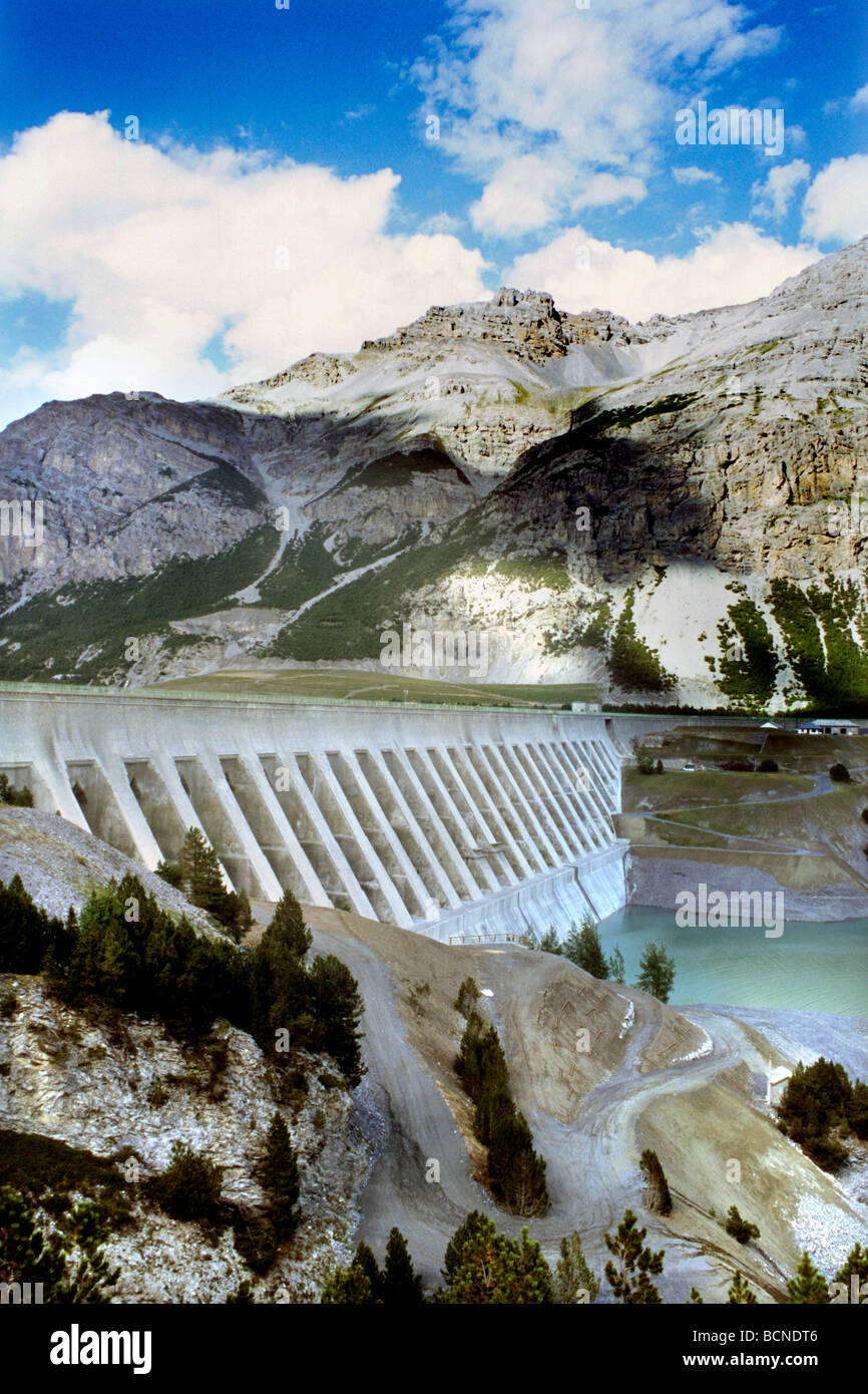 Cancano lakes hi-res stock photography and images - Alamy