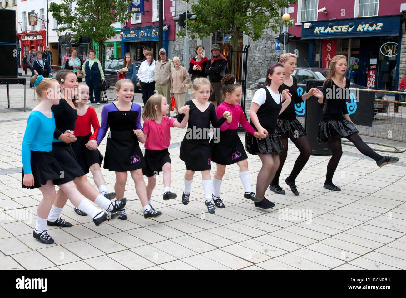 Young Irish dancers, Cashel Ireland Stock Photo