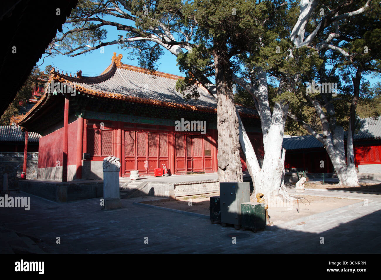The Hall of Mahavira in the Fahai Temple, Beijing, China Stock Photo