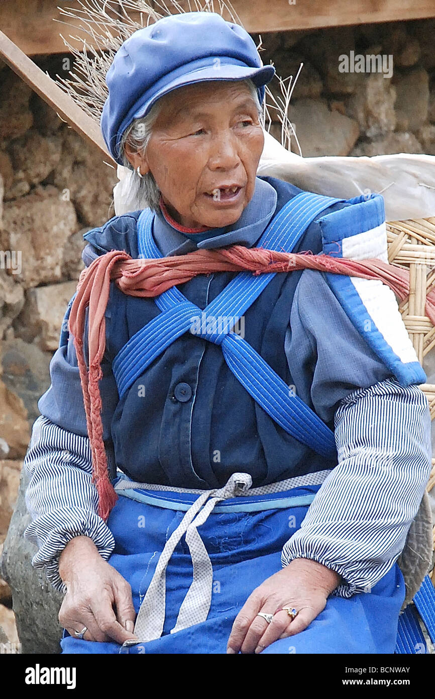 china yunnan portrait Stock Photo - Alamy