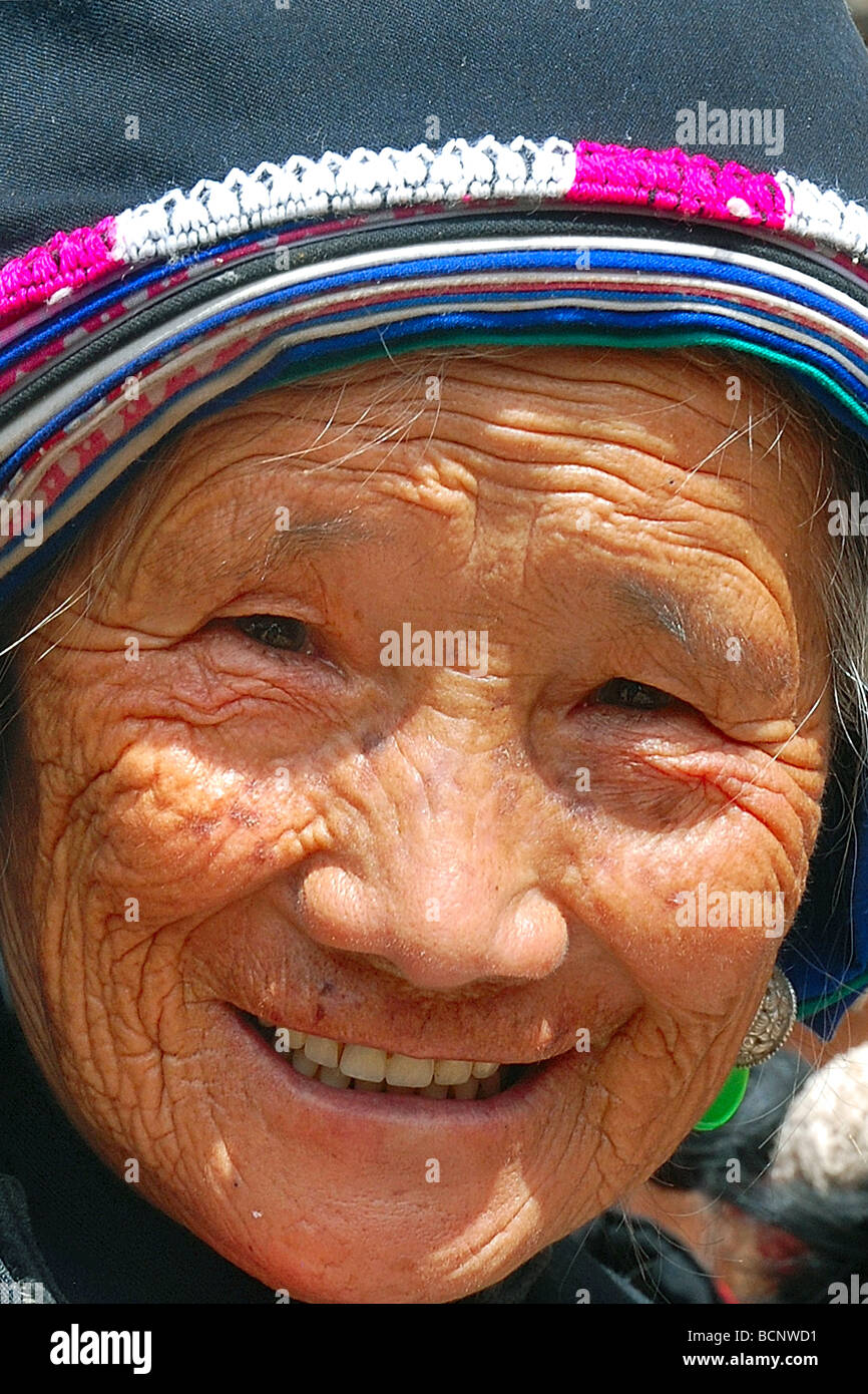 china yunnan portrait Stock Photo - Alamy