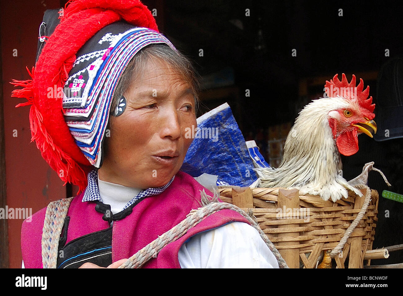 china yunnan portrait Stock Photo - Alamy
