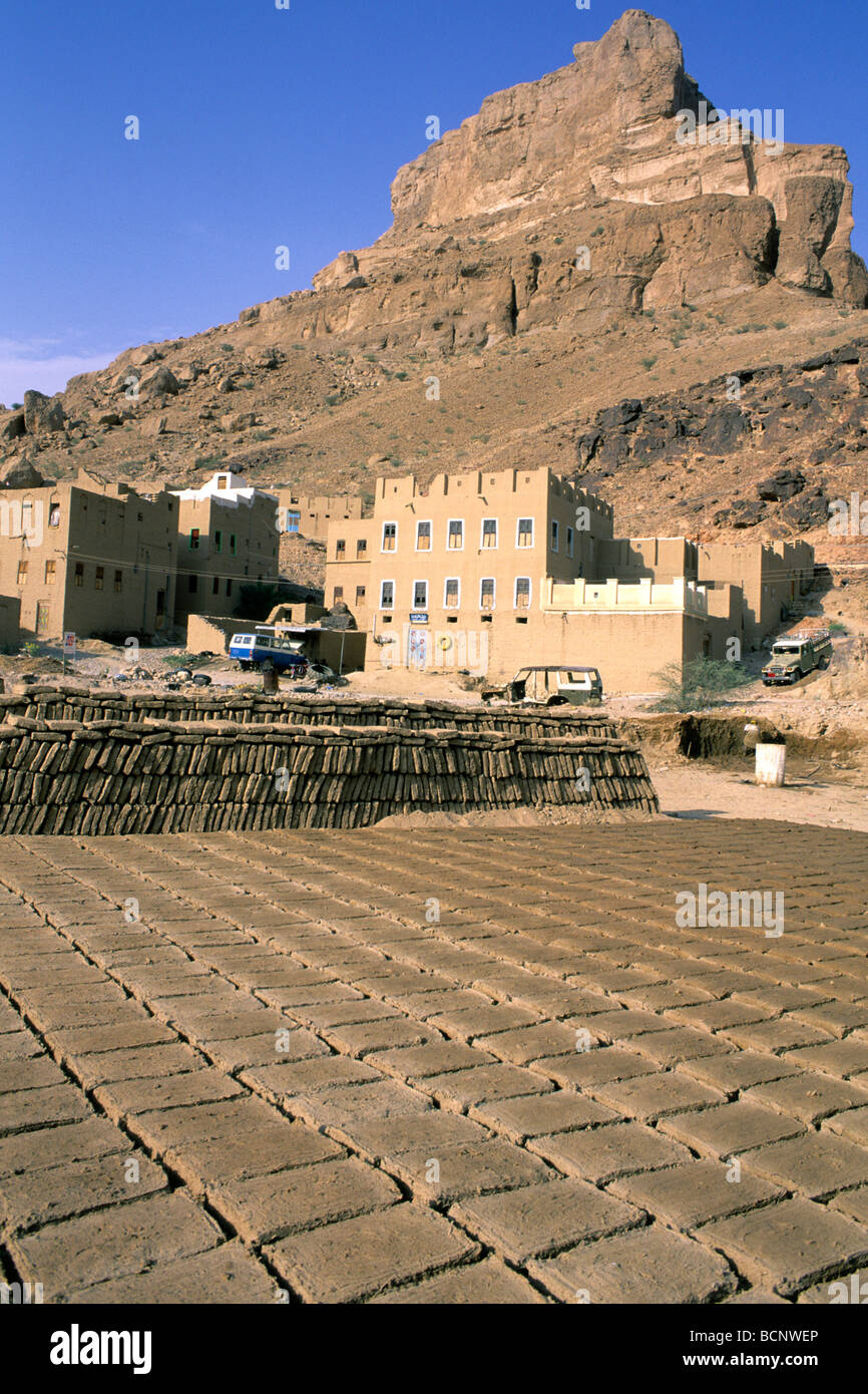 yemen wadi doan Stock Photo - Alamy