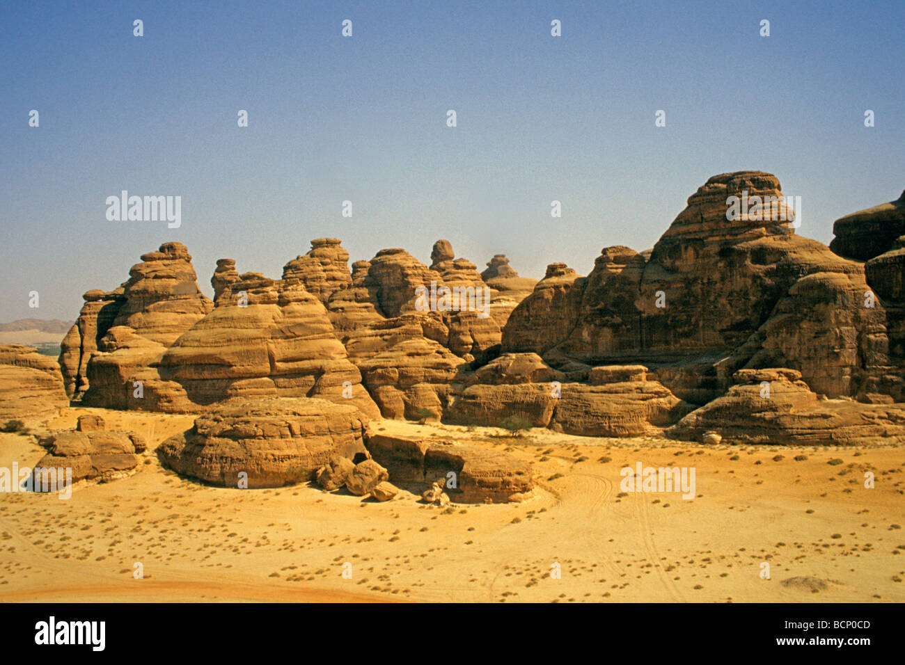 saudi arabia nefud desert Stock Photo Alamy