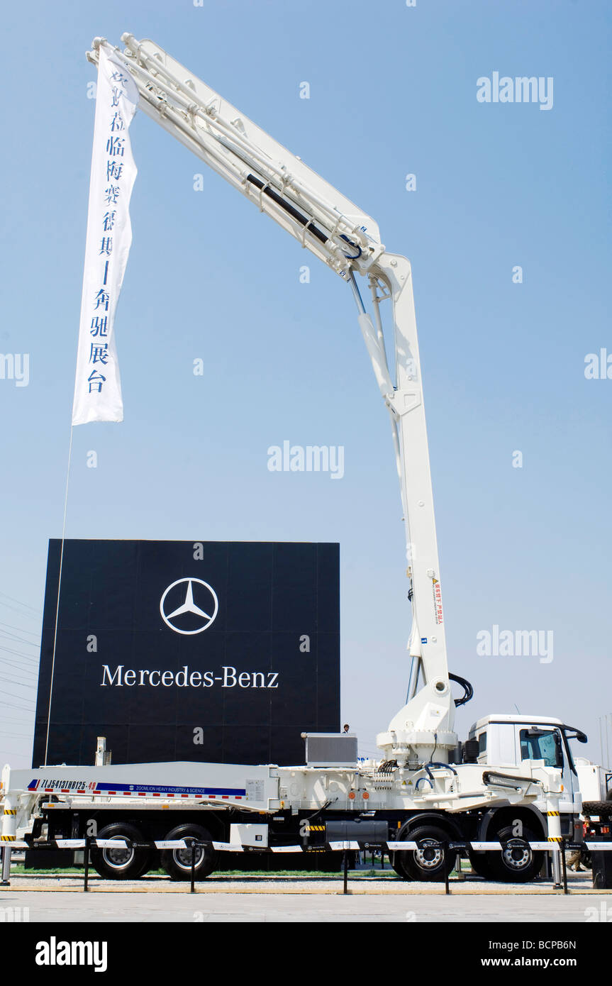 Crane truck displayed at Mercedes-Benz stand, 2008 Beijing International Automotive Exhibition, Beijing, China Stock Photo