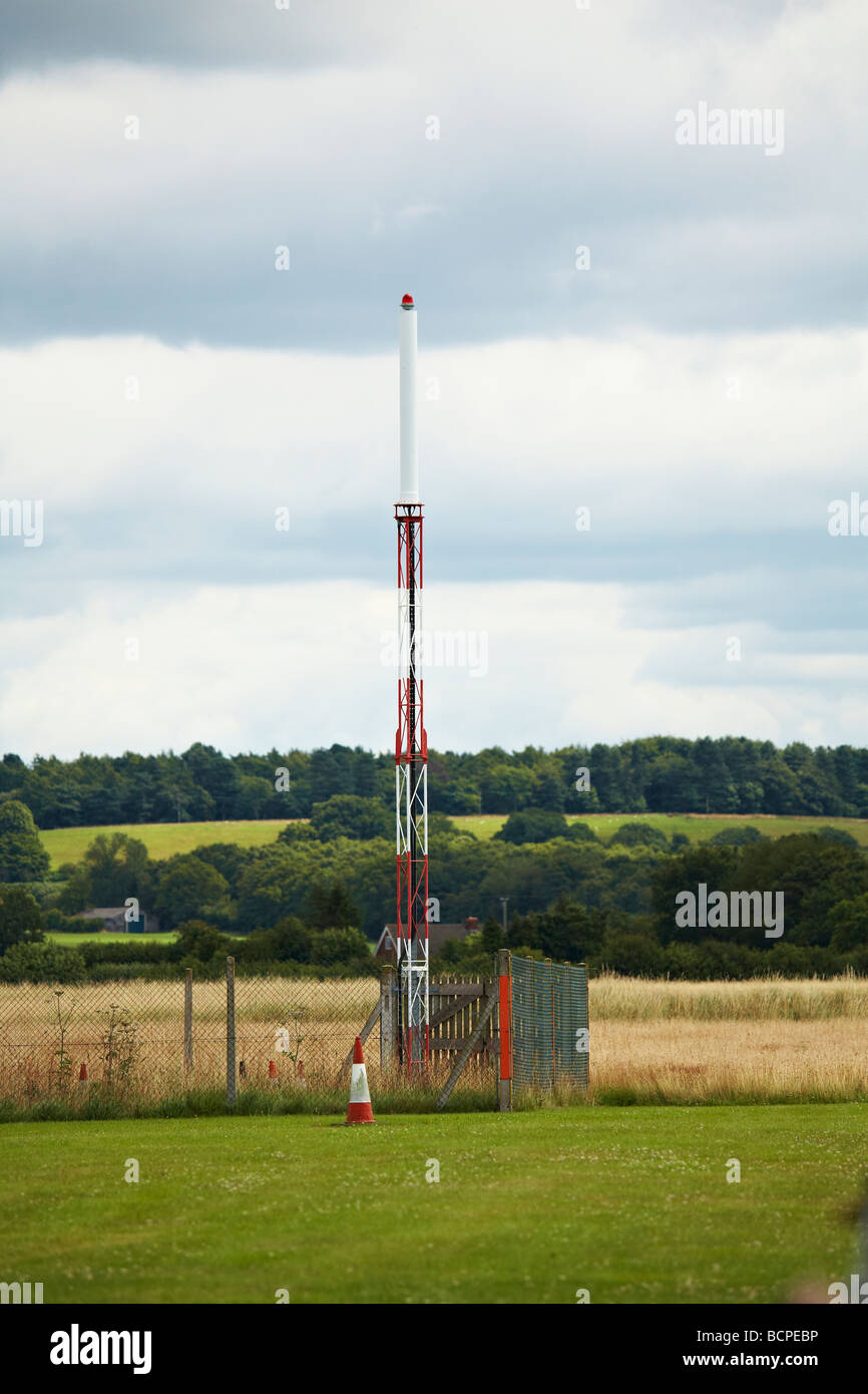 Dme antenna hi-res stock photography and images - Alamy