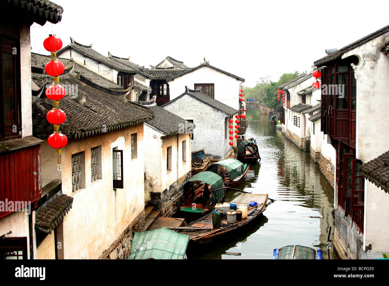 Narrow waterway and traditional riverside residence, Xitang Water Town ...