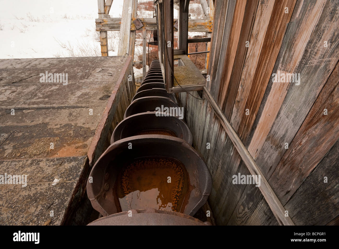CONVEYOR BELT OF DREDGE BUCKETS Stock Photo Alamy