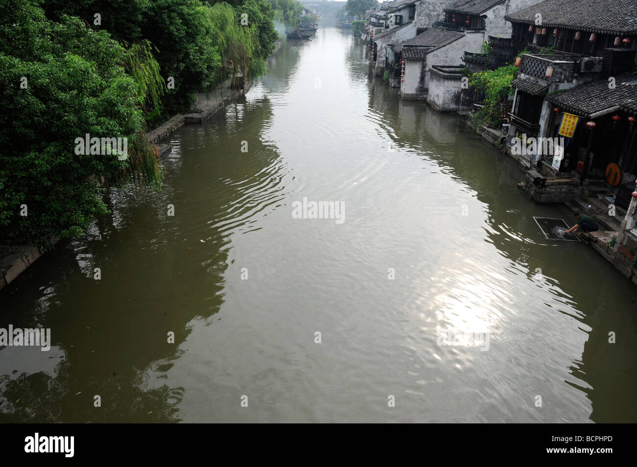 Traditional style houses along the river, Xitang Town, Zhejiang Province, China Stock Photo