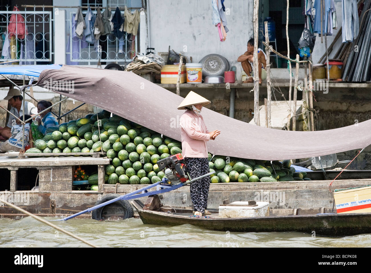 Floating village in the Mekong Delta, Vietnam Stock Photo - Alamy