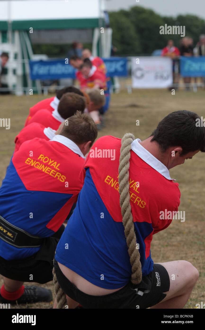Tug of war Stock Photo Alamy