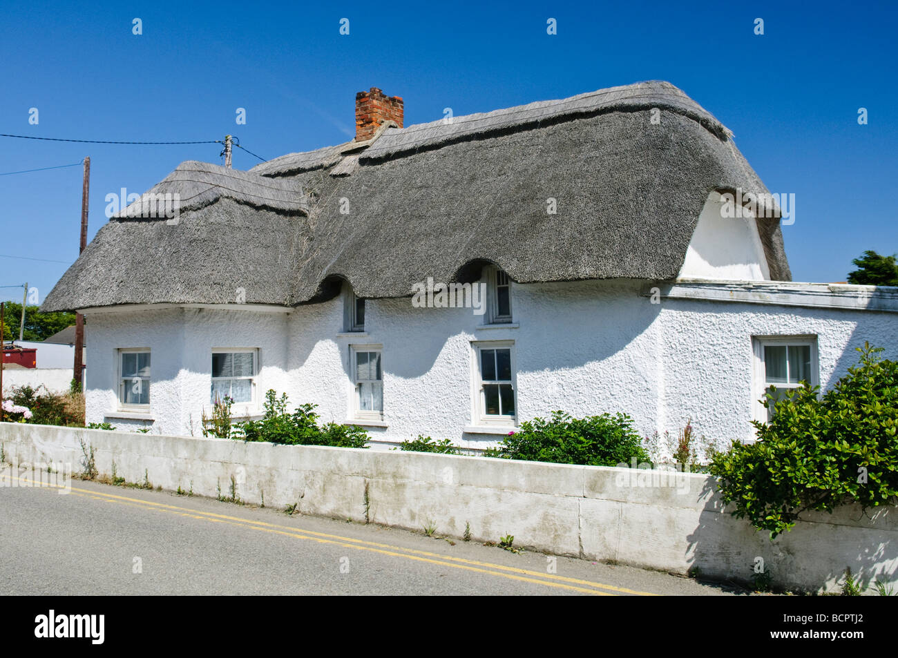 Thatched cottage, Kilmore Quay, County Wexford, Republic of Ireland, Eire Stock Photo Alamy