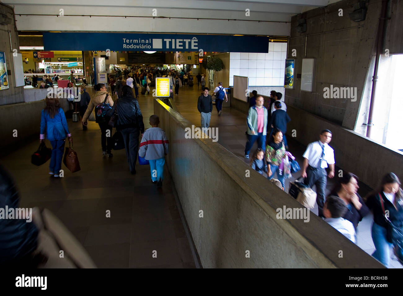 Tiête Bus terminal Stock Photo - Alamy