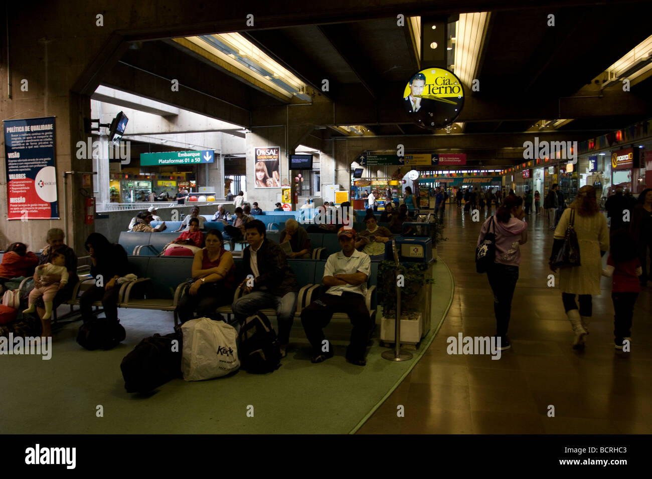 Tiête Bus terminal Stock Photo - Alamy