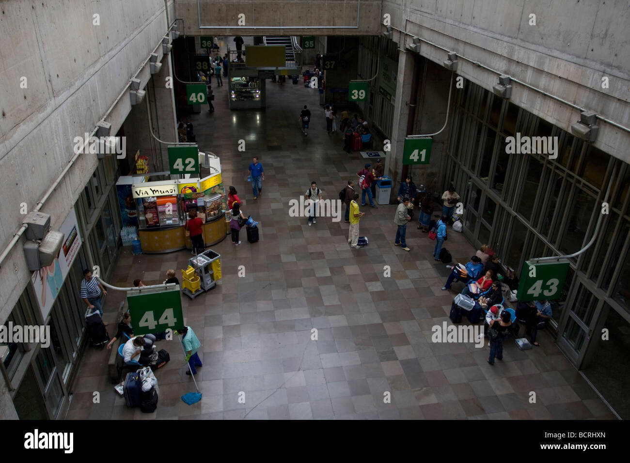 Tiête Bus terminal Stock Photo - Alamy