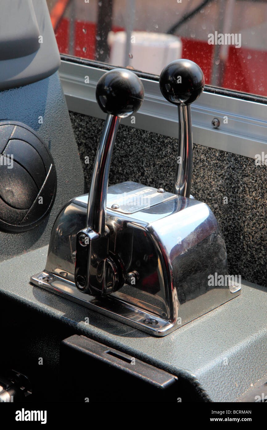 Throttle lever hires stock photography and images Alamy
