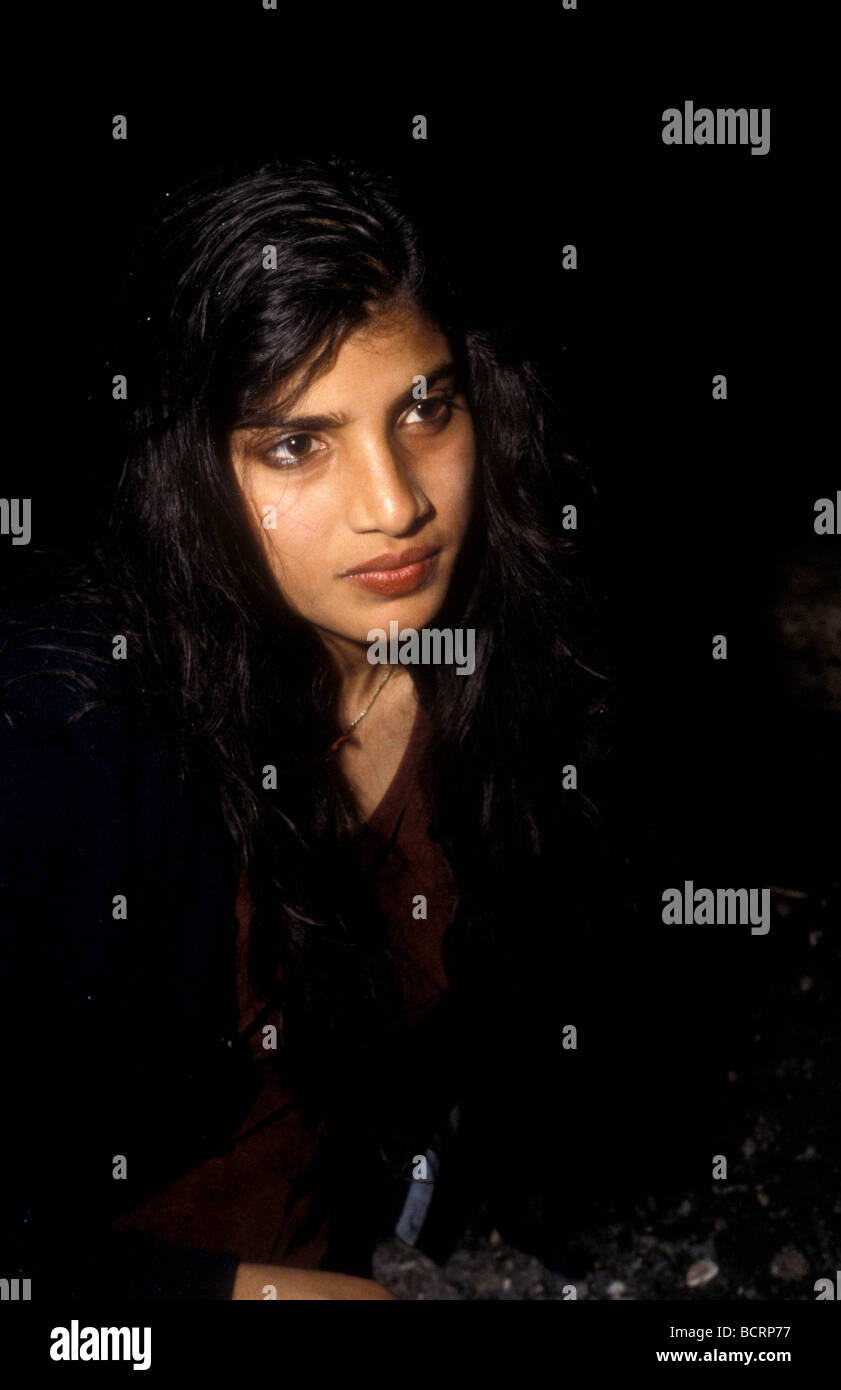 Indian girl with natural beauty hi-res stock photography and images - Alamy