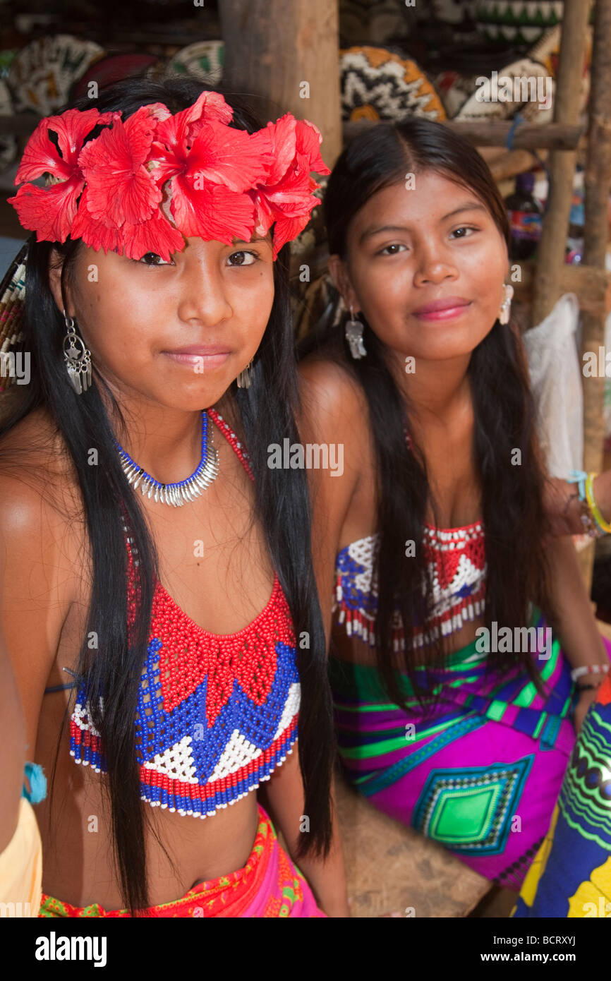panama-teenage-girls-girl