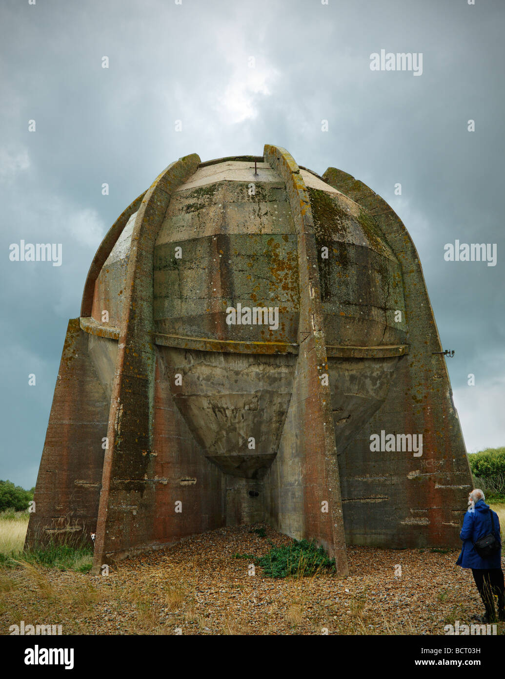 The rear of the 30 foot sound mirror at Denge, Romney, Kent, England, UK. Stock Photo