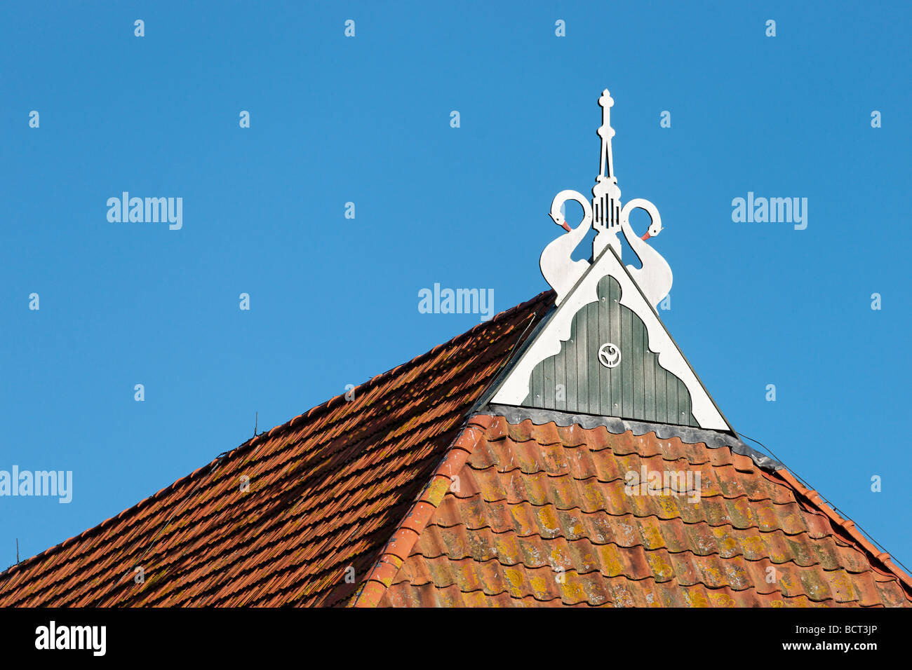 Typical Dutch Hip Design on a Friesland combined farmhouse and barn called a stjelp or stolp Stock Photo