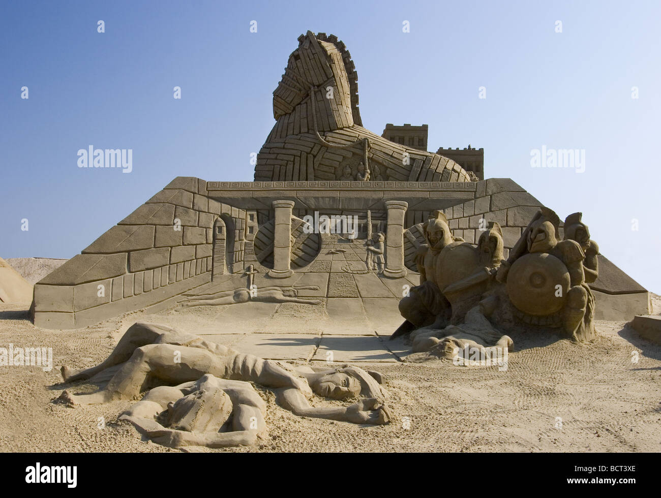 Sand sculpture exhibit, depicting the Trojan War Stock Photo - Alamy