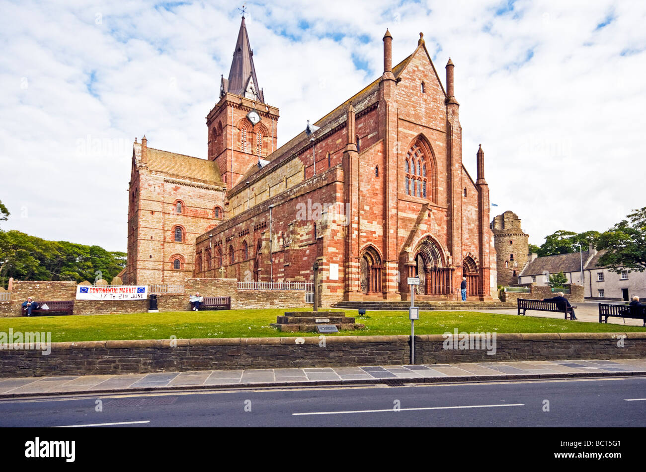 St. Magnus Cathedral in the centre of Kirkwall on the mainland of Orkney in Scotland Stock Photo