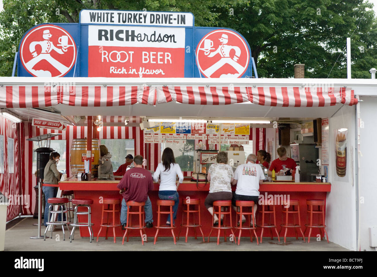 White Turkey Drive In Conneau Ohio Stock Photo Alamy