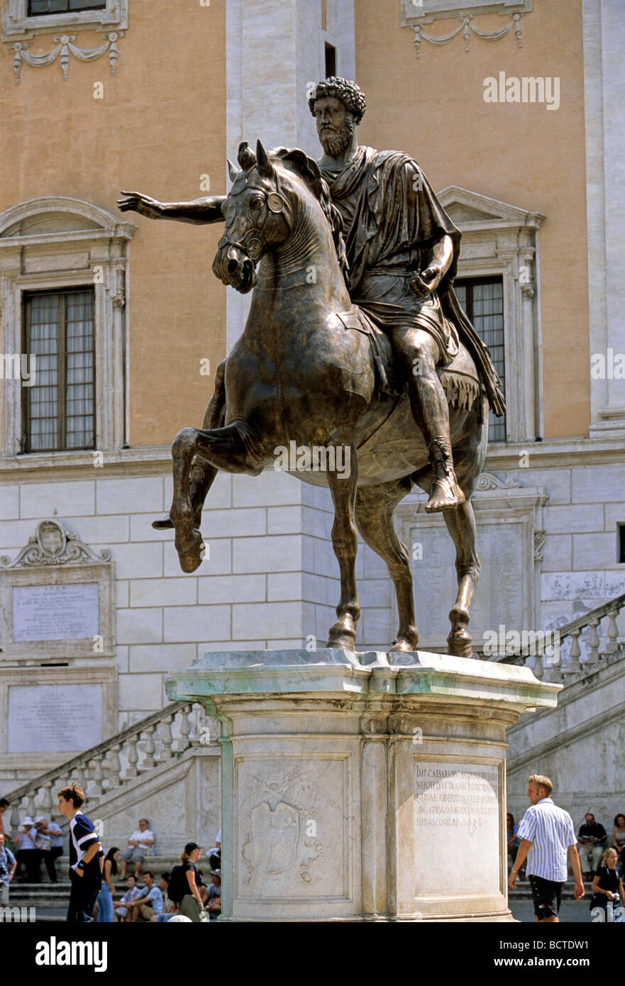 Bronze statue, equestrian statue, Marcus Aurelius, Capitoline Hill