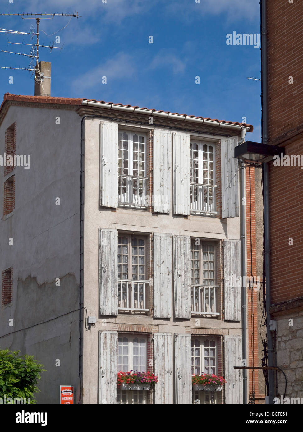 Altes Haus in Montauban in Frankreich old house in Montauban in France Stock Photo