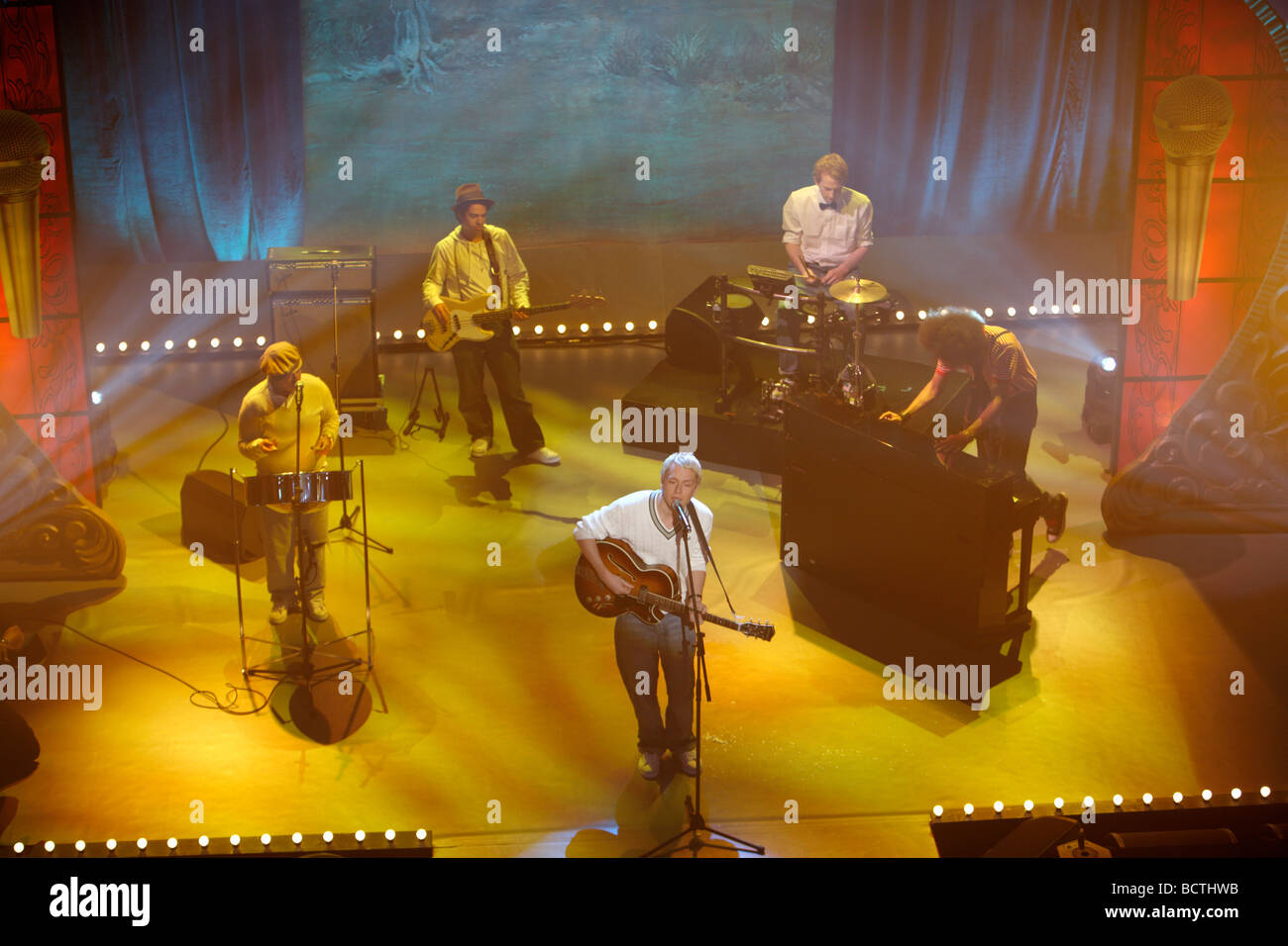 Mr hudson and the library hi-res stock photography and images - Alamy