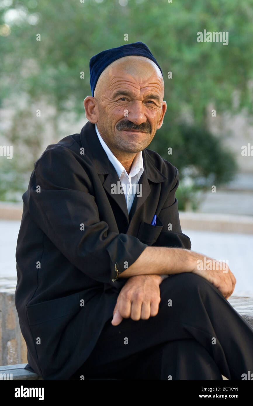 Uzbek Man in Khiva Uzbekistan Stock Photo - Alamy