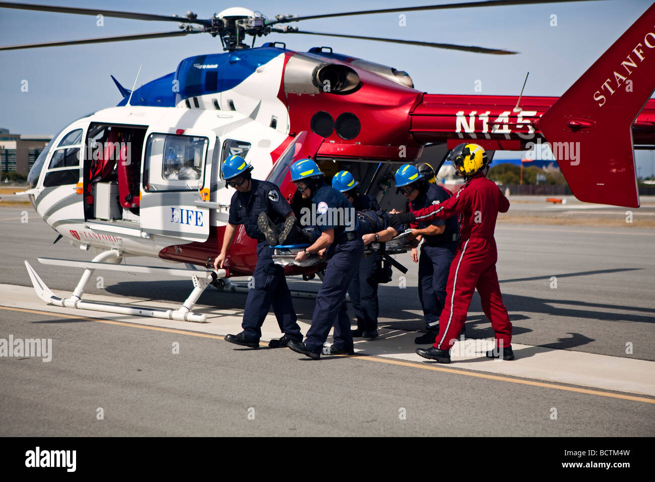 Air Ambulance helicopter @ emergency responder special operations ...