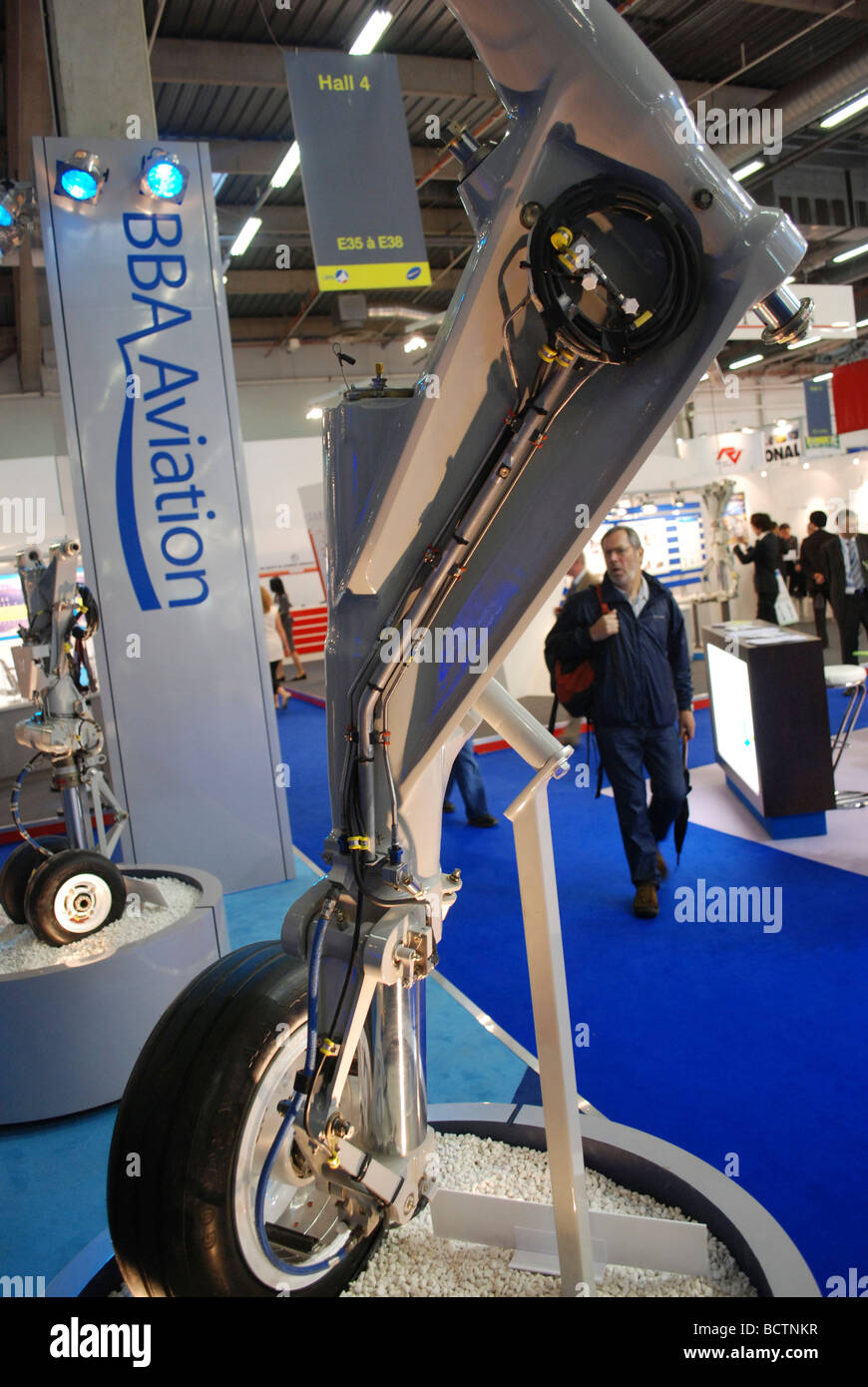 Gripen Main Landing Gear Designed and manufactured by APPH LTD Stock