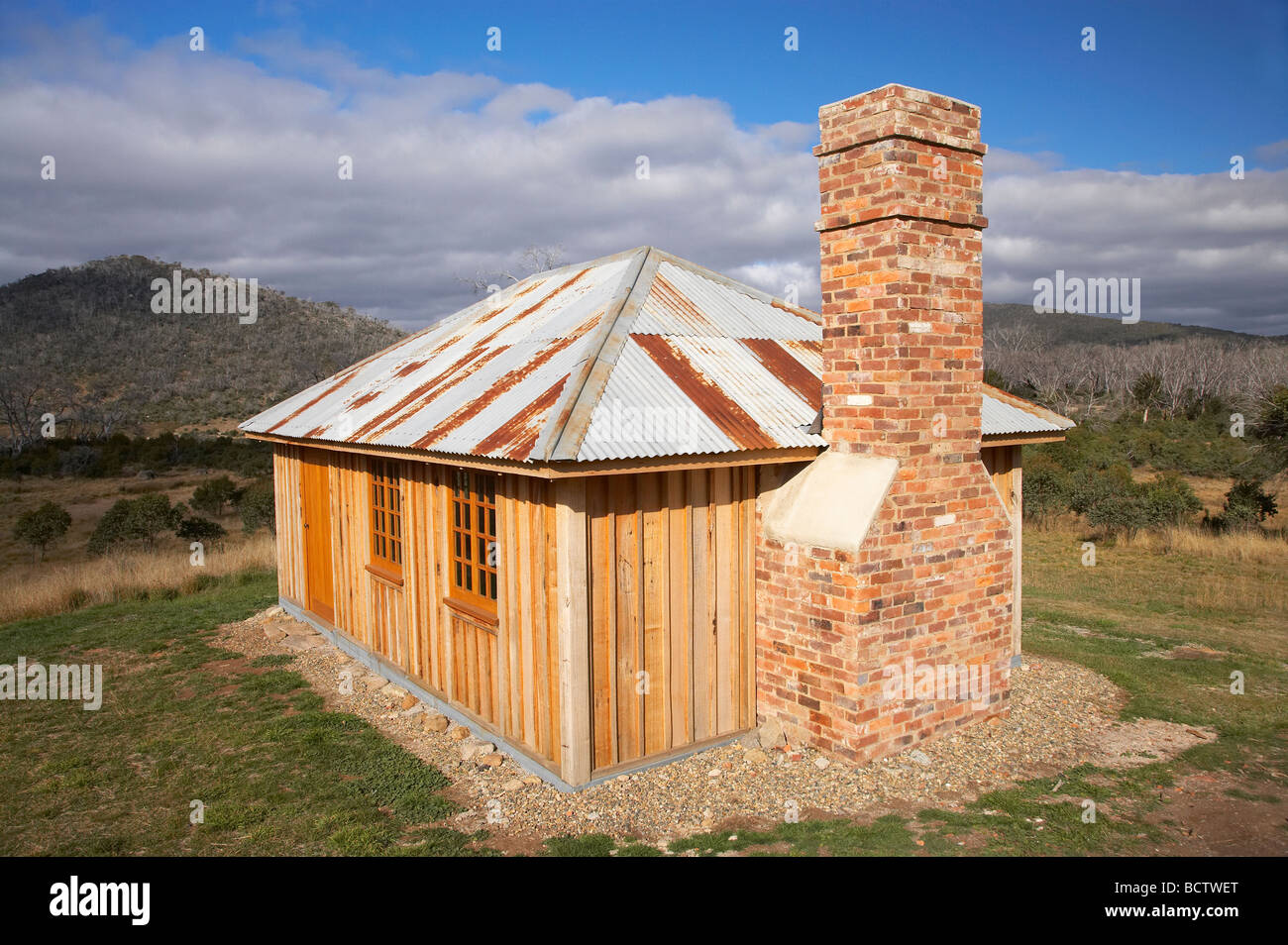 The Rest House reconstructed historic hut burnt in 2003 bushfires Sawyers Hill Kosciuszko National Park Snowy Mts NSW Australia Stock Photo