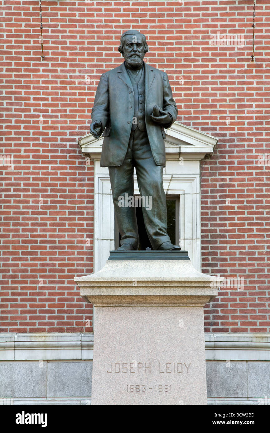 Statue in a museum, Joe Leidy Statue, Academy Of Natural Sciences, Logan Square, Philadelphia, Pennsylvania, USA Stock Photo