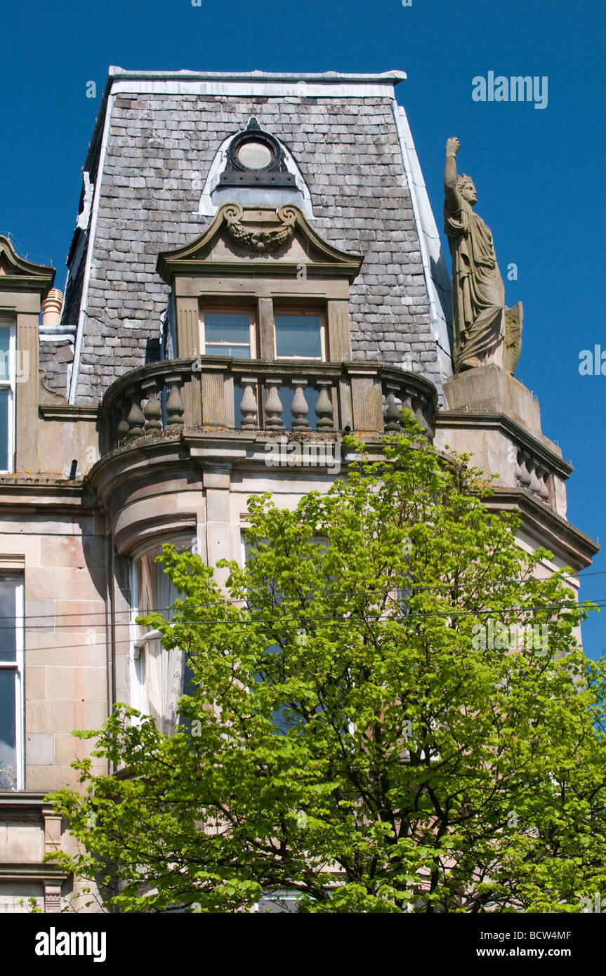 Terraced building in Queens Drive, Glasgow Stock Photo Alamy