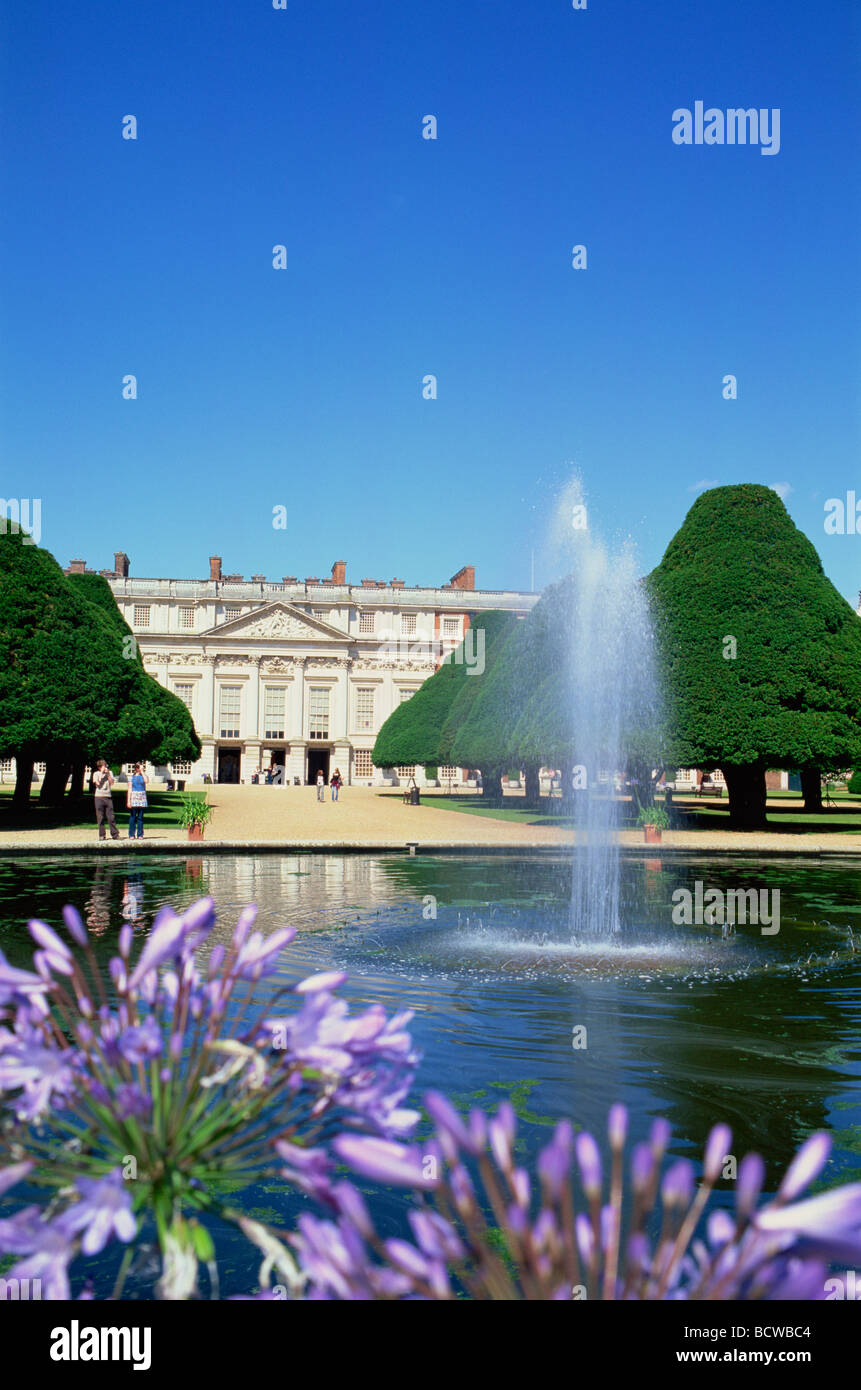 Fountain in front of a palace, Hampton Court, London, England Stock Photo