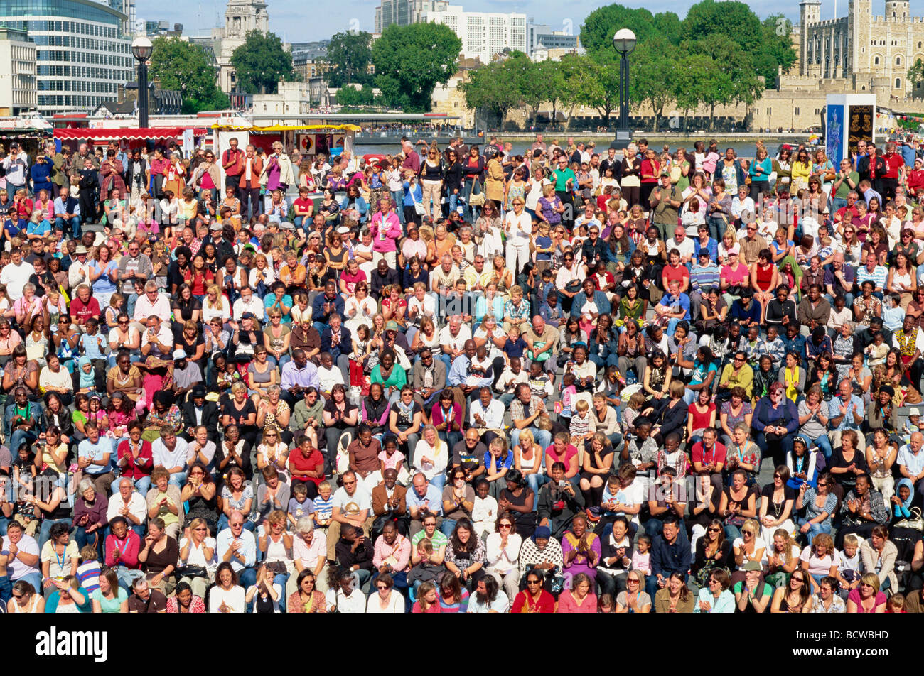 Photography crowd spectator stadium hi-res stock photography and images ...