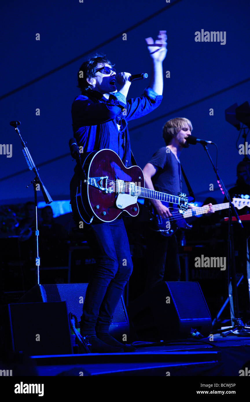 5 Yes Razorlight Razorlight live hi-res stock photography and images - Alamy