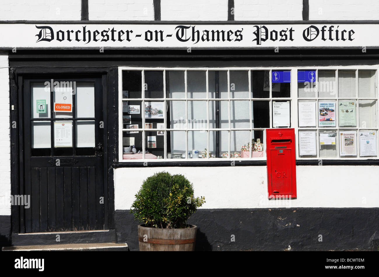 "Post Office", [Dorchester on Thames], Oxfordshire, England, UK Stock