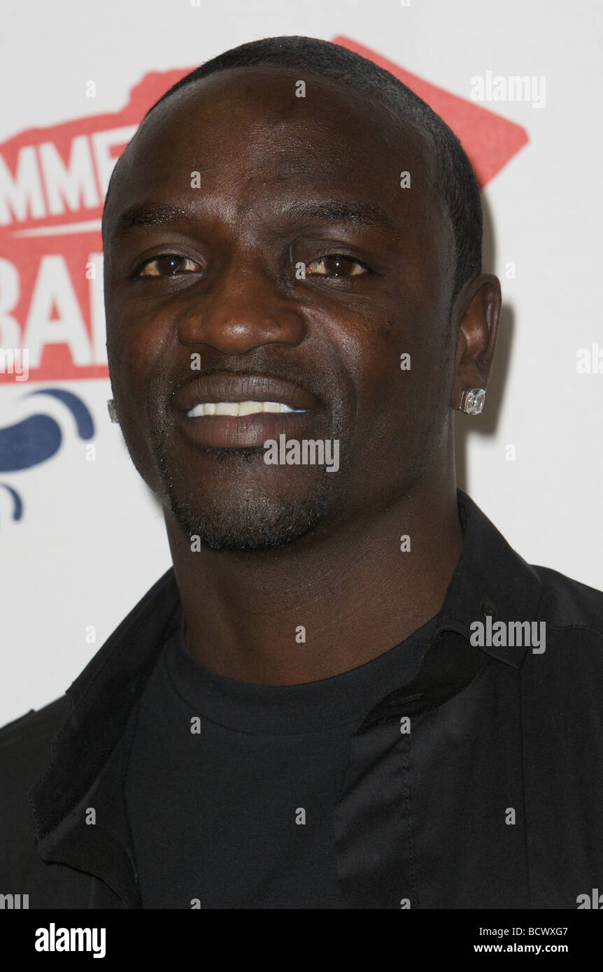 LONDON 7 June Pic shows Akon arriving at the Summertime Ball Emirate Stadium London 7th of June 2009 Stock Photo