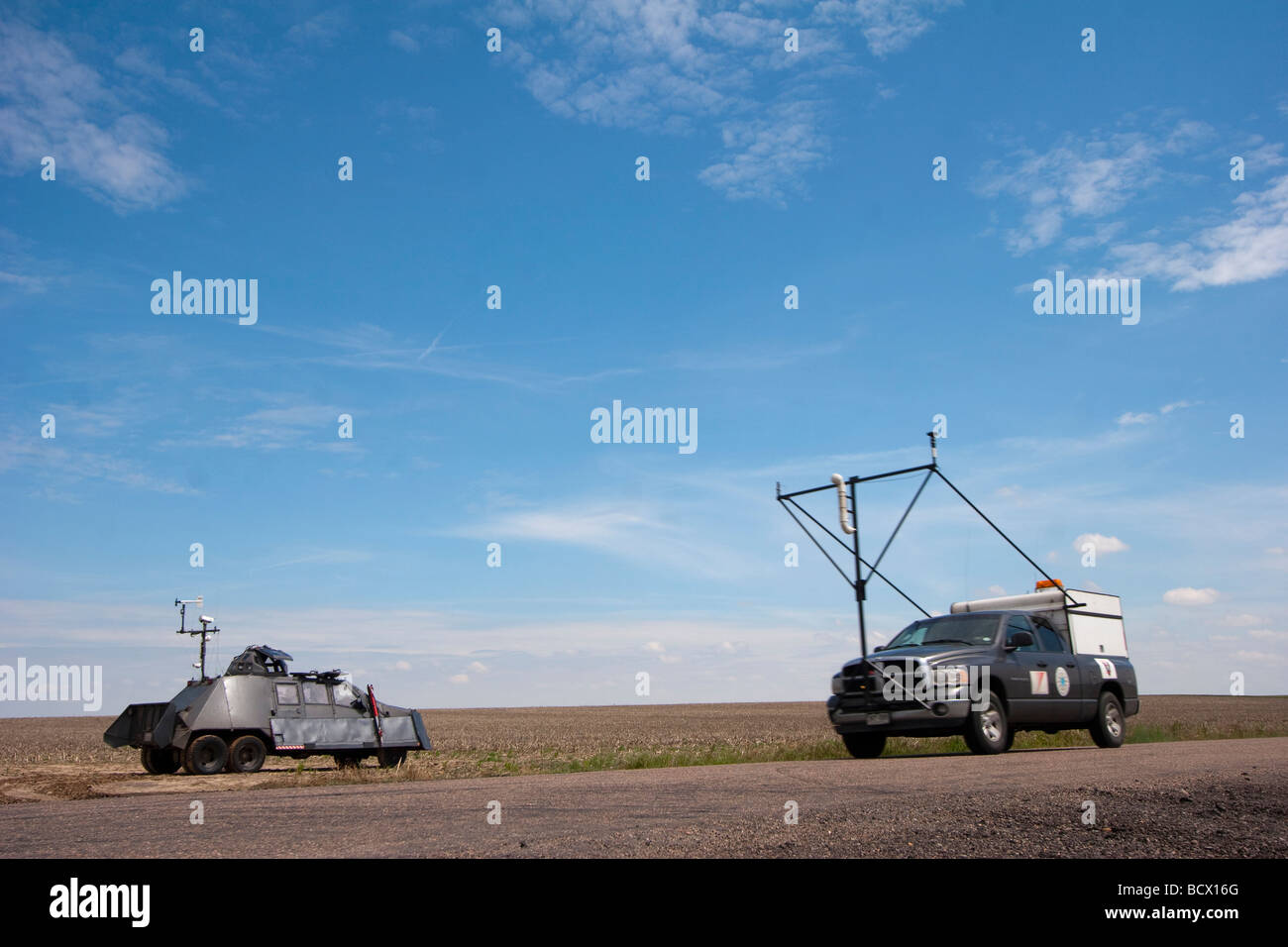 Tiv tiv2 tornado intercept vehicle hi-res stock photography and images ...